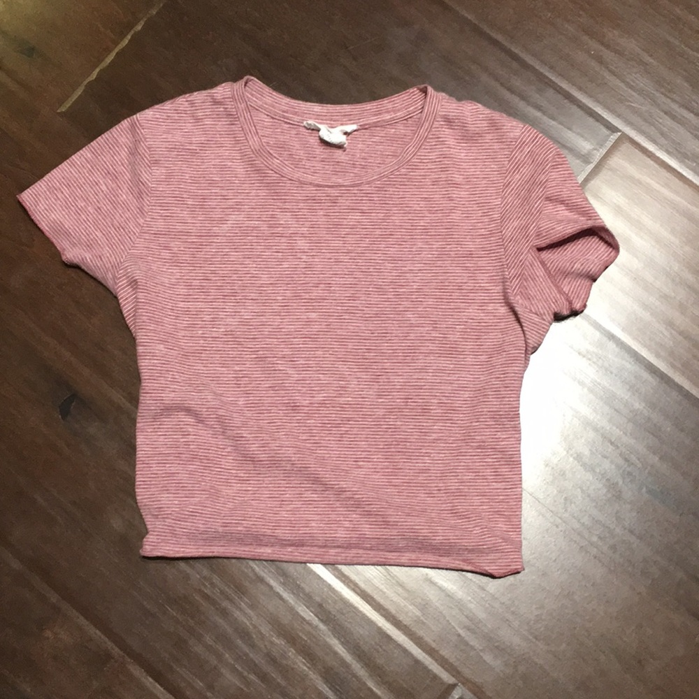 red striped crop tee